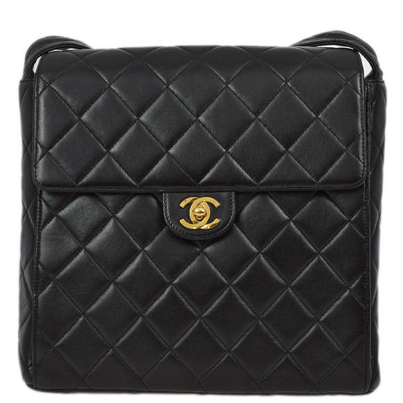 CHANEL Handbags - CHANEL Black Lambskin Shoulder Bag 56377